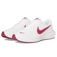 Nike Revolution 8