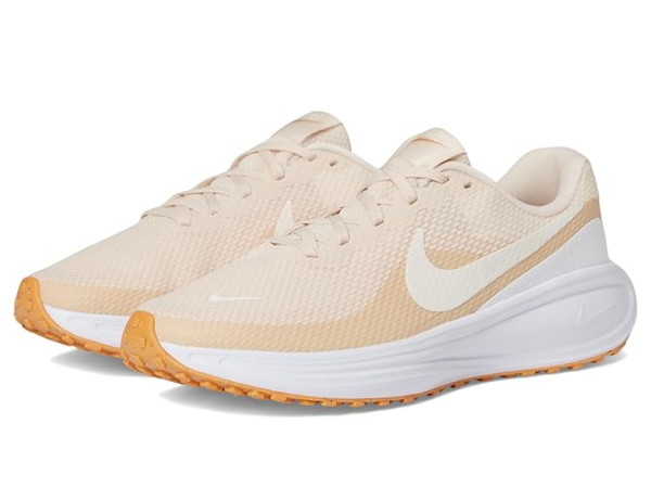 Nike Revolution 8