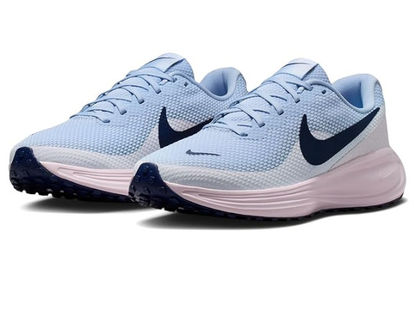 Nike Revolution 8