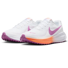 Nike Revolution 8