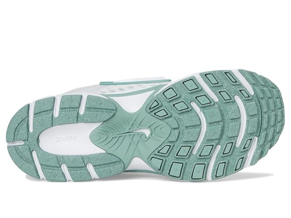 Nike V5 RNR Nike V5 RNR