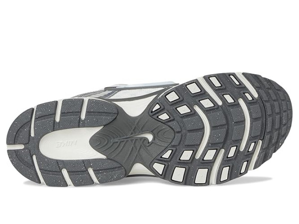 Nike V5 RNR Nike V5 RNR