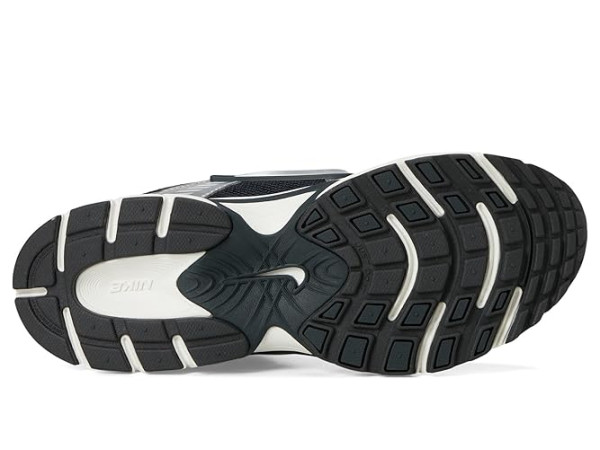 Nike V5 RNR Nike V5 RNR
