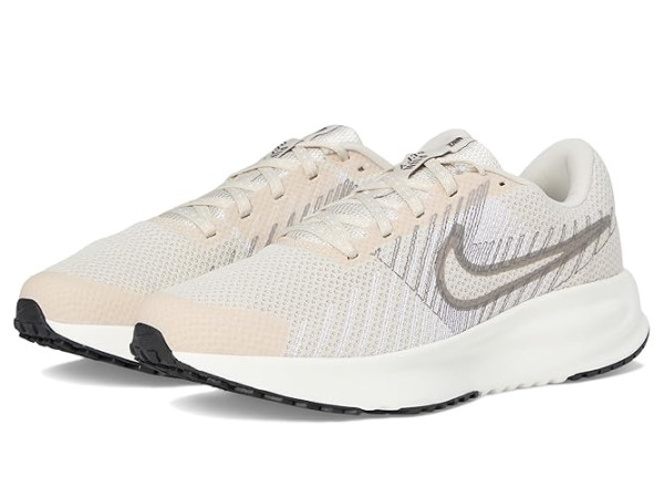 Nike Defy
