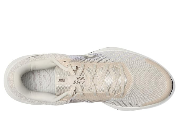 Nike Defy
