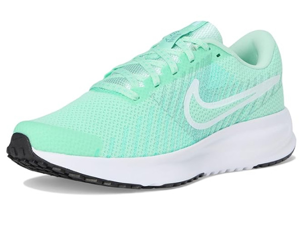 Nike Defy