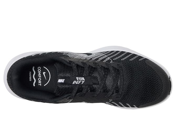 Nike Defy
