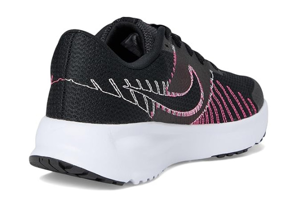 Nike Defy