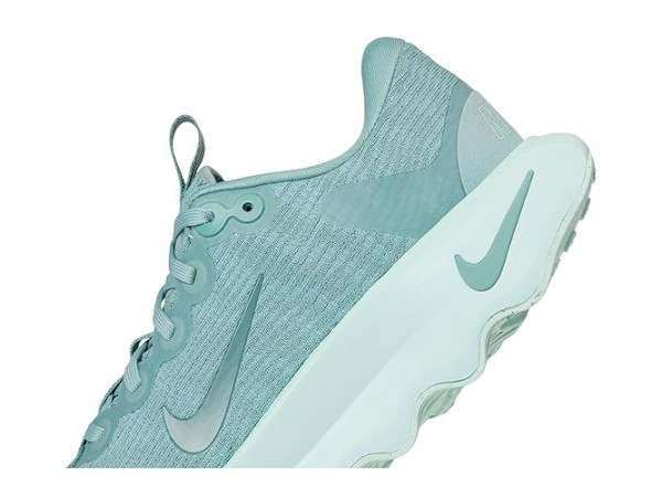 Nike Motiva