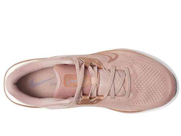 Nike Quest 6