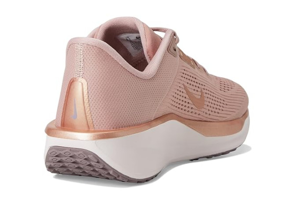 Nike Quest 6