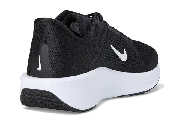 Nike Quest 6