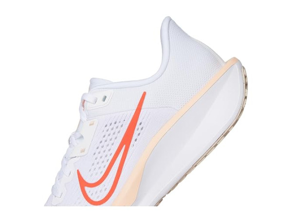 Nike Quest 6