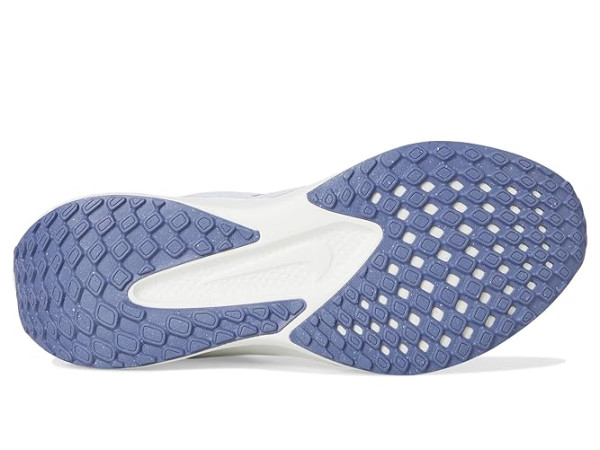 Nike Quest 6