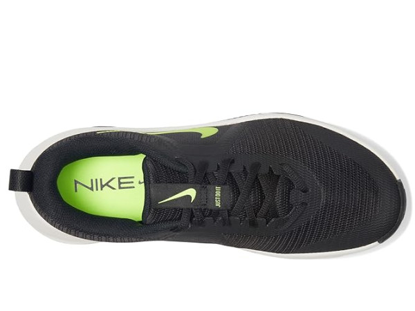 Nike MC Trainer 3 Nike MC Trainer 3