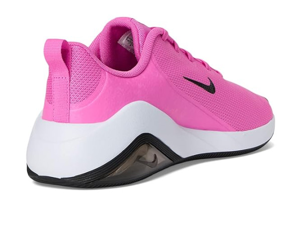 Nike Bella 7 Nike Bella 7