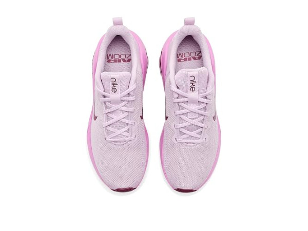 Nike Bella 7 Nike Bella 7