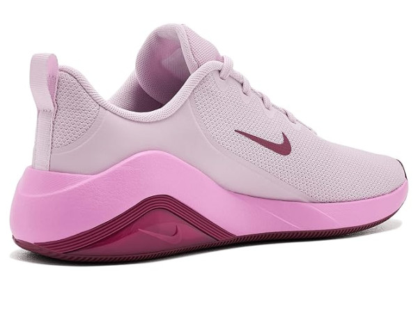 Nike Bella 7 Nike Bella 7