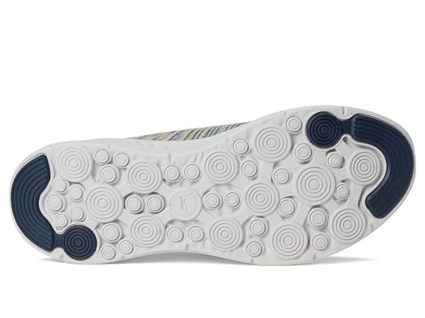 SKECHERS Performance Go Walk Now Trisha SKECHERS Performance Go Walk Now Trisha