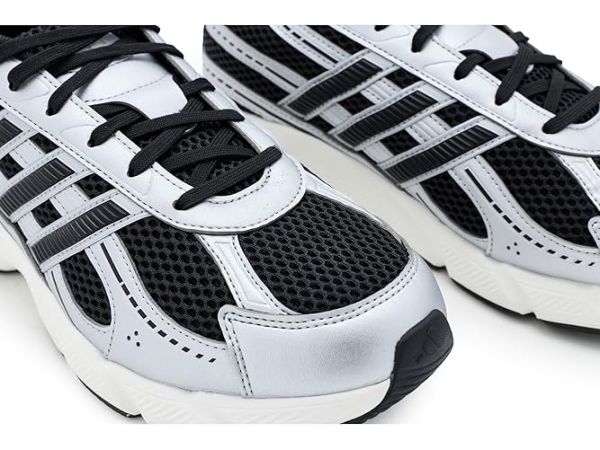 adidas Technochaos 2000 Shoes adidas Technochaos 2000 Shoes