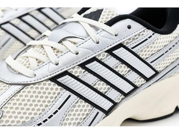 adidas Technochaos 2000 Shoes adidas Technochaos 2000 Shoes