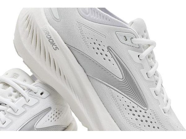 Brooks Glycerin 23