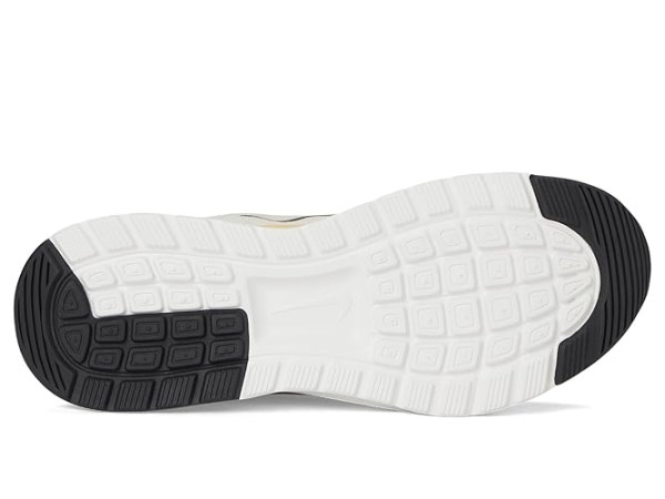 Nike Air Max Nuaxis