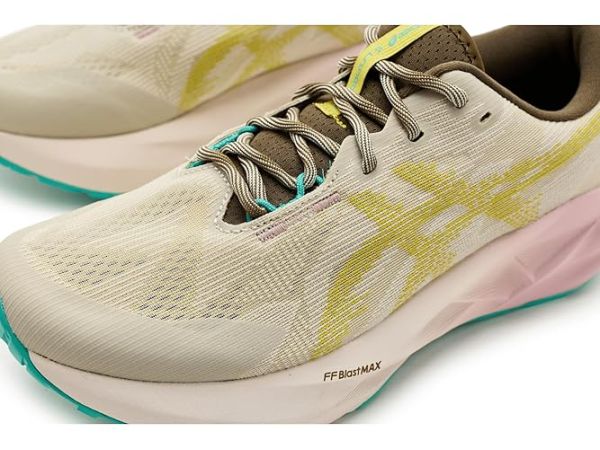 ASICS Novablast 5 TR ASICS Novablast 5 TR