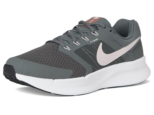 Nike Run Swift 3