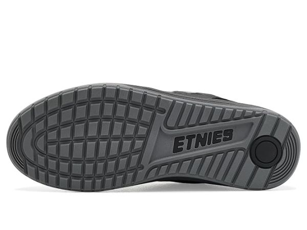 etnies Loot WR