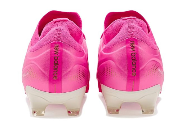 New Balance Tekela Team Low FG V5 New Balance Tekela Team Low FG V5