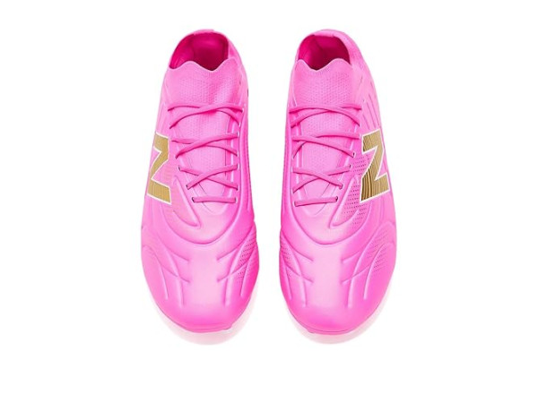 New Balance Tekela Team Low Mg V5 Soccer Cleats