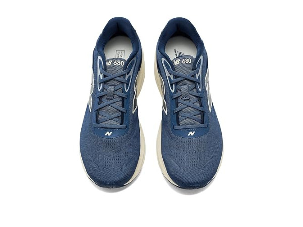 New Balance Fresh Foam 680 V9