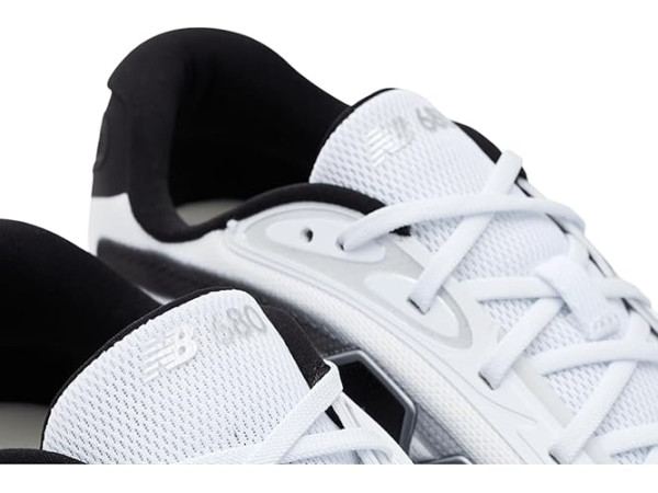 New Balance Fresh Foam 680 V9