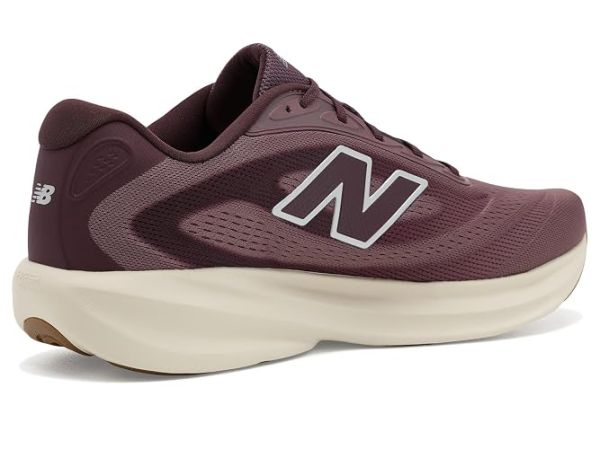 New Balance Fresh Foam 680 V9