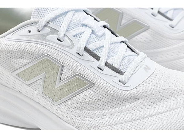 New Balance Fresh Foam 680 V9 New Balance Fresh Foam 680 V9
