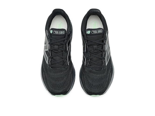 New Balance Fresh Foam 680 V9