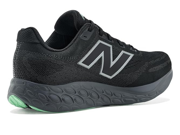 New Balance Fresh Foam 680 V9