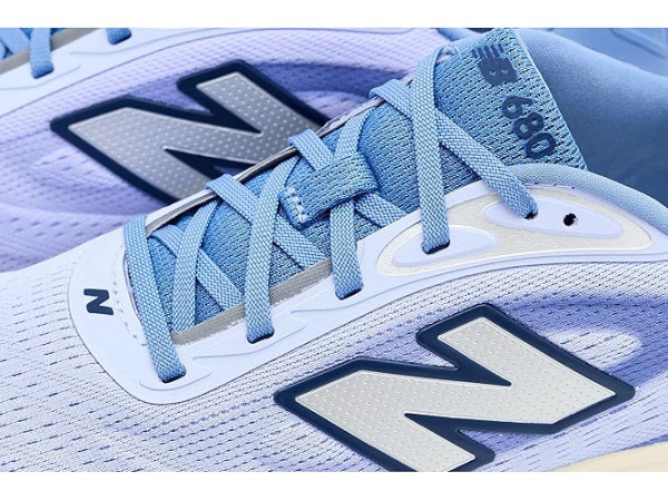 New Balance Fresh Foam 680 V9