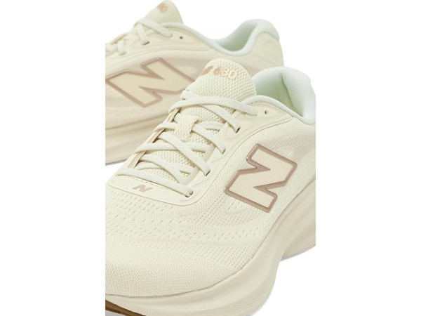 New Balance Fresh Foam 680 V9 New Balance Fresh Foam 680 V9