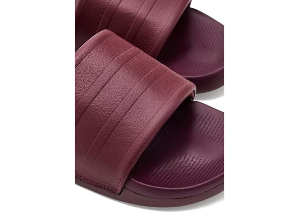adidas Adilette Comfort 2.0 adidas Adilette Comfort 2.0