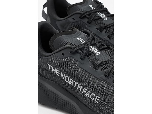 The North Face Altamesa 300 V2
