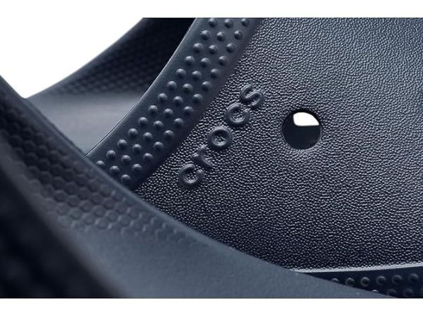 Crocs Classic Saturday Slides