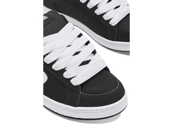 etnies Kingpin 2k etnies Kingpin 2k