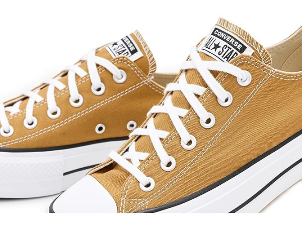 Converse Chuck Taylor All Star Lift Platform Low Top