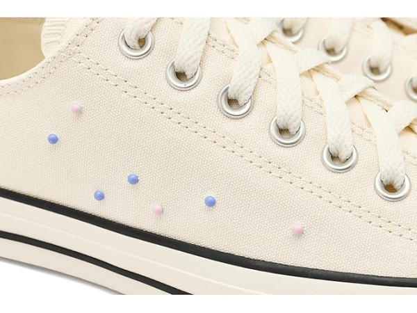 Converse Chuck Taylor All Star Low Top Mini Studs