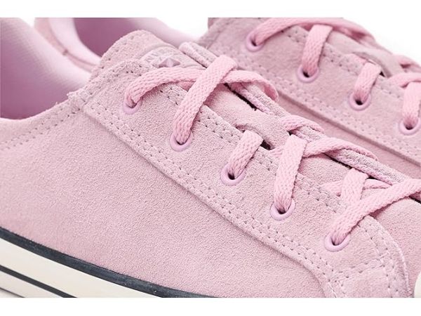 Converse Chuck Taylor All Star Dainty Lucky Tonal Suede Low Top