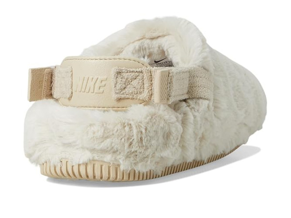 Nike Calm SE Nike Calm SE