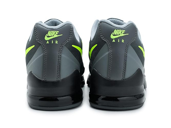 Nike Air Max Invigor