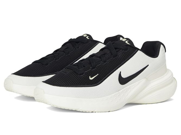 Nike Uplift SC